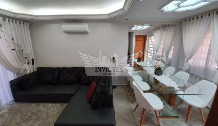 Sobrado em Condomínio Fechado com 3 Dormitórios no Condomínio Residencial Bouganville à Venda, 130m² - Vila Metalúrgica, Santo André/SP.
