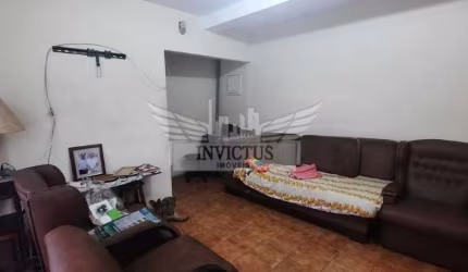 Sobrado Comercial com 3 Quartos para Alugar, 170m² - Jardim, Santo André/SP.