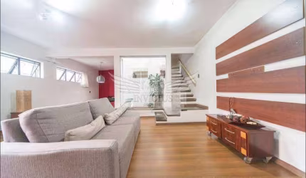 Sobrado Residencial/Comercial com 3 Dormitórios à Venda, 255m² - Centro de Santo André/SP.
