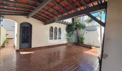 Sobrado Residencial/Comercial para Comprar, 134m² - Vila Assunção, Santo André/SP.