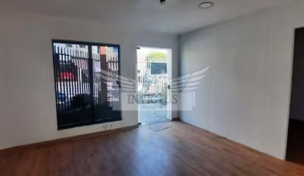 Sobrado Comercial com 7 Salas para Comprar, 140m² - Vila Alto de Santo André em Santo André/SP.