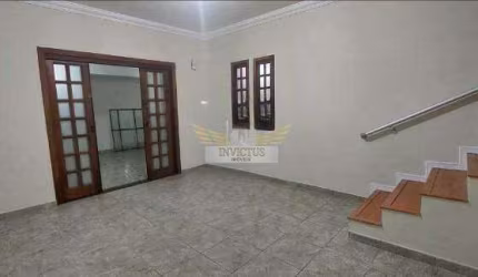 Sobrado com 4 Quartos para Comprar, 217m² - Silveira em Santo André/SP.