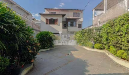 Sobrado com 4 Quartos para Alugar, 393m² - Santa Maria, Santo André/SP.