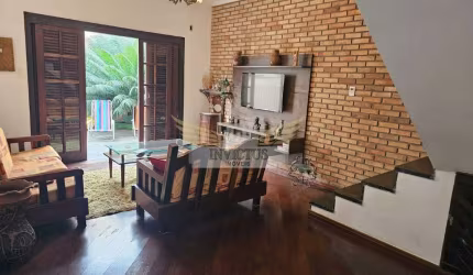 Sobrado com 3 Quartos para Comprar, 157m² - Vila Bastos, Santo André/SP.