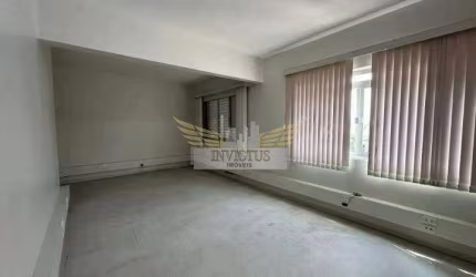 Sobrado Comercial com 4 Salas para Alugar, 491m² - Jardim do Mar, São Bernardo do Campo/SP.