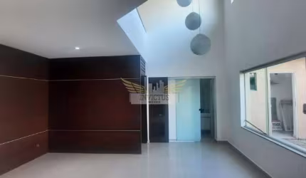 Sobrado com 5 Quartos para Comprar, 333m² - Santa Maria, Santo André/SP.