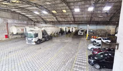 Galpão Comercial/Industrial para Comprar, 2.363m² - Vila Scarpelli, Santo André/SP.