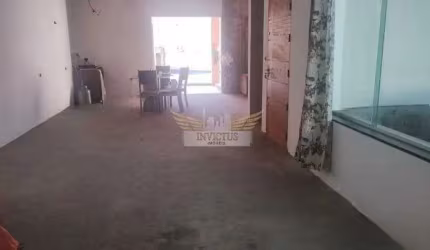 Sobrado com 3 Quartos para Comprar, 350m² - Utinga, Santo André/SP.