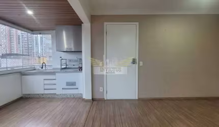 Apartamento com 3 Suítes no Condomínio Paris para Comprar, 114m² - Centro de Santo André/SP.