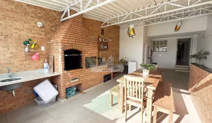 Sobrado com 4 Quartos para Comprar, 322m² - Bairro Cerâmica, São Caetano do Sul/SP.