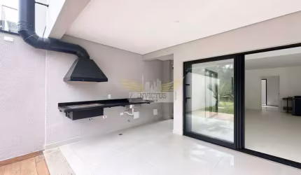 Sobrado em Condomínio Fechado de Alto Padrão com 4 Suítes para Comprar, 399m² - Represa, Ribeirão Pires/SP.
