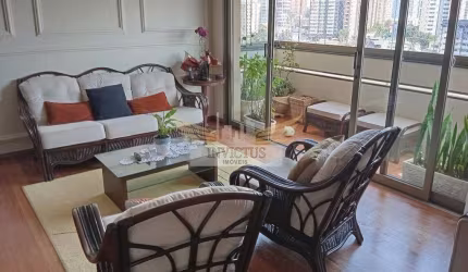 Apartamento com 4 Quartos no Edifício Caracas para Comprar, 155m² - Vila Assunção, Santo André/SP.