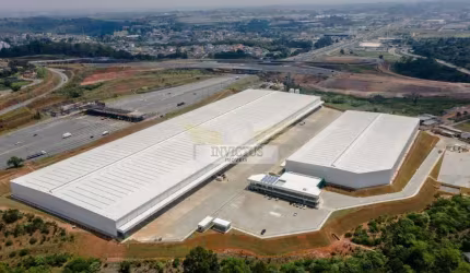 Galpão Logístico de Alto Padrão para Alugar, 11.709m² - Jardim das Cerejeiras, Arujá/SP.