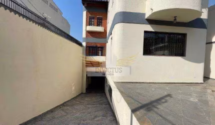 Sobrado com 3 Quartos para Alugar, 324m² - Vila Alpina, Santo André/SP.