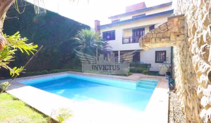 Sobrado com 6 Suítes para Alugar, 400m² - Campestre, Santo André/SP.