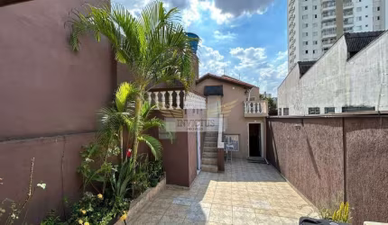 Sobrado com 3 Quartos para Comprar, 208m² - Campestre, Santo André/SP.