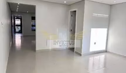 Sobrado com 3 Quartos para Comprar, 192m² - Vila Camilópolis, Santo André/SP.