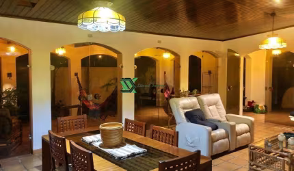 Casa com 5 quartos para alugar no Jardim Virgínia, Guarujá , 250 m2 por R$ 6.000