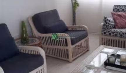 Cobertura c/ amplo terraço e churrasqueira á 400m da Praia