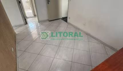 Apto 02 Dormitórios c/ Área de Serviço