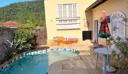 Casa à venda, 300 m² por R$ 1.100.000,00 - Pendotiba - Niterói/RJ