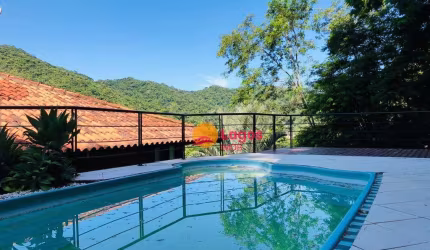 Lindíssima casa em condomínio com 4 dormitórios à venda, 323 m² por R$ 1.480.000 - Itaipu - Niterói/RJ