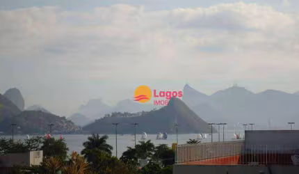 Casa à venda, 326 m² por R$ 1.800.000,00 - São Francisco - Niterói/RJ