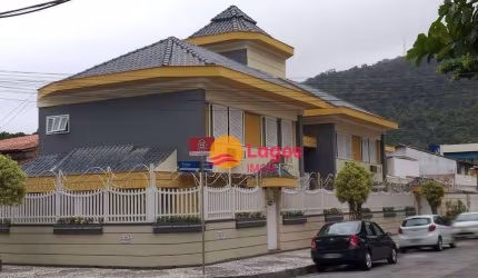 Casa à venda por R$ 4.500.000,00 - São Francisco - Niterói/RJ