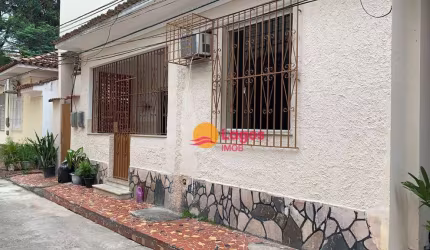 Casa à venda, 224 m² por R$ 685.000,00 - Santa Rosa - Niterói/RJ