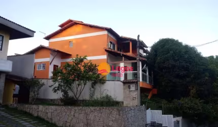 Casa com 4 dormitórios à venda, 227 m² por R$ 790.000,00 - Pendotiba - Niterói/RJ