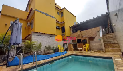 Casa com 4 quartos por R$ 490.000 - Santa Catarina /RJ