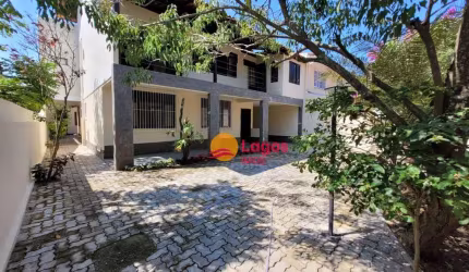 Casa com 7 dormitórios à venda, 340 m² por R$ 885.000,00 - Itaipu - Niterói/RJ