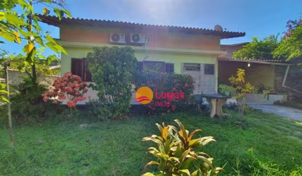 Casa com 2 dormitórios, 105 m² - venda por R$ 450.000,00 ou aluguel por R$ 2.725,00/mês - Marquês de Maricá - Maricá/RJ