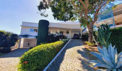 Casa com 4 dormitórios à venda, 420 m² por R$ 3.900.000,00 - Piratininga - Niterói/RJ
