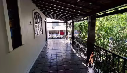 Casa com 4 dormitórios à venda, 245 m² por R$ 750.000,00 - Fonseca - Niterói/RJ