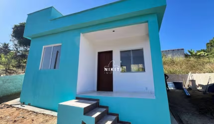 Casa com 2 dormitórios, 60 m² - venda por R$ 280.000,00 ou aluguel por R$ 1.650,00/ano - Jacaroá - Maricá/RJ
