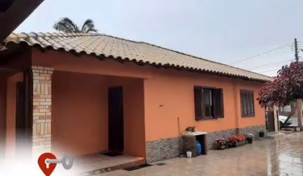 IMÓVEL EM LOCALIZAÇÃO PRIVILEGIADA, NA ÁREA NOBRE DA CIDADE, COM USO TANTO RESIDENCIAL QUANTO COMERCIAL.