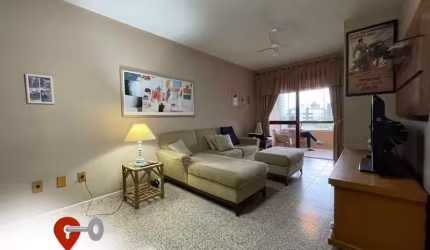 COBERTURA LOCALIZADA EM UMA DAS AVENIDAS PRINCIPAIS