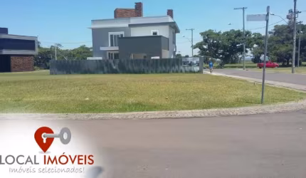 TERRENO DE ESQUINA NO CONDOMÍNIO MARÍTIMO EM TRAMANDAÍ