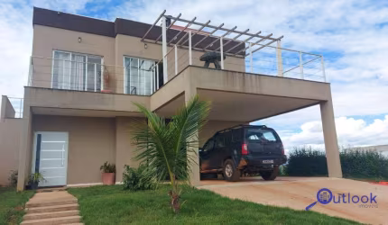 Sobrado com 5 dormitórios à venda, 200 m² por R$ 785.000,00 - Riviera de Santa Cristina II - Itaí/SP
