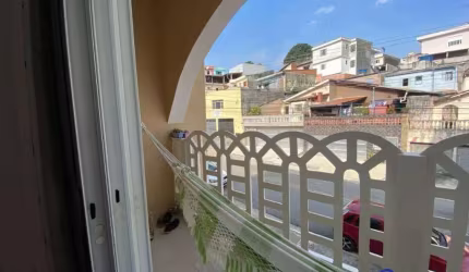 Sobrado com 3 dormitórios à venda, 206 m² por R$ 650.000,00 - Centro - Diadema/SP