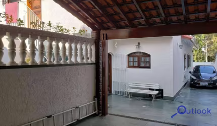 Casa com 3 dormitórios à venda, 216 m² por R$ 1.200.000,00 - Jardim Donini - Diadema/SP