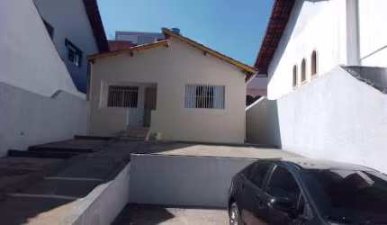 Casa com 2 dormitórios para alugar, 180 m² - Centro - Diadema/SP