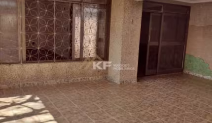 Casa comercial á venda 03 dormitórios - Jd. Independência - Ribeirão Preto/SP.