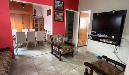 Casa á Venda com Edícula- Jardim Irajá - Ribeirão Preto / SP