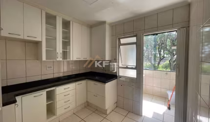 Apartamento reformado à venda Avenida Paris - Condomínio Residencial Primavera