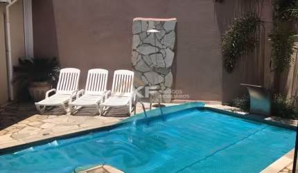 Casa à Venda - Residencial  e Comercial Palmares - Ribeirão Preto - S/P