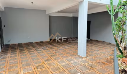 Ótimo Sobrado com Piscina no Parque Flamboyans- Ribeirão Preto-SP