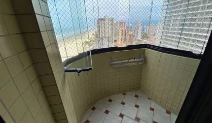 Apartamento com 3 dormitórios à venda, 100 m² por R$ 655.000,00 - Vila Guilhermina - Praia Grande/SP