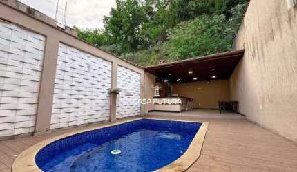Casa com 3 dormitórios à venda, 190 m² por R$ 580.000,00 - Bairro de Fátima - Barra do Piraí/RJ